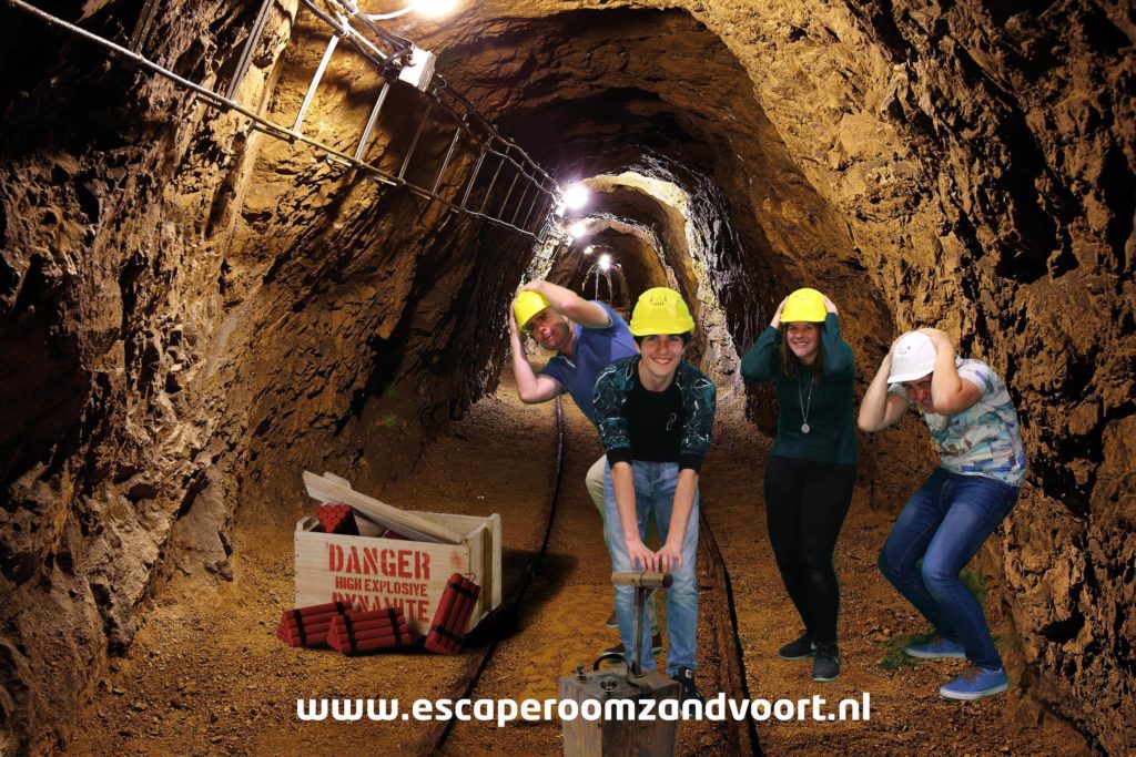 mijnwerkers in schacht escaperoom zandvoort